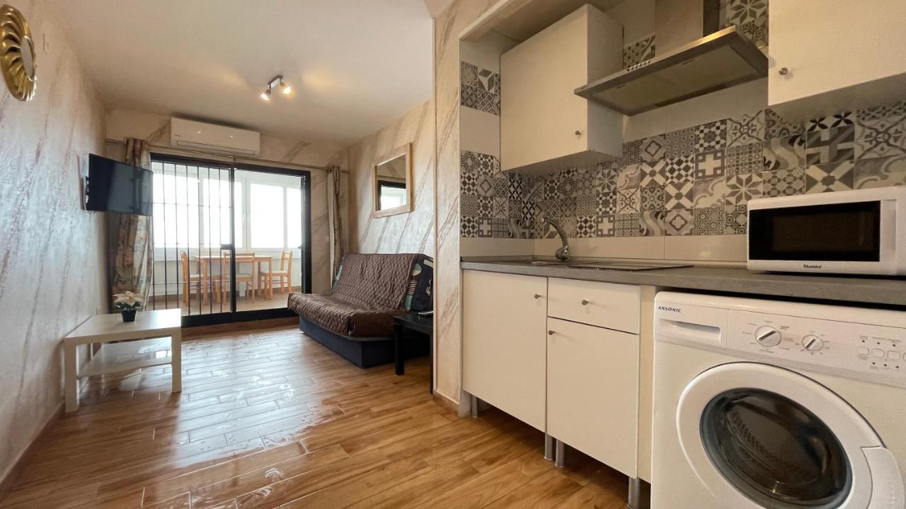 Apartamento Primera Linea Apartment Беналмадена Екстериор снимка